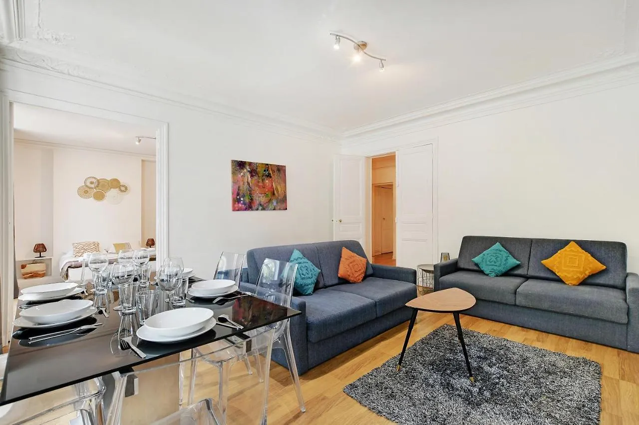 Chic Apartment -3Br-10P- Place De La Republique contacts